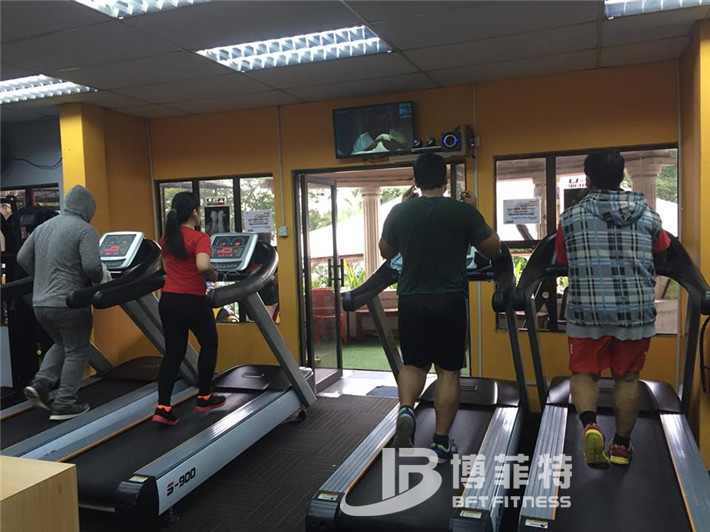 馬來西亞91大香蕉在线播放跑步機