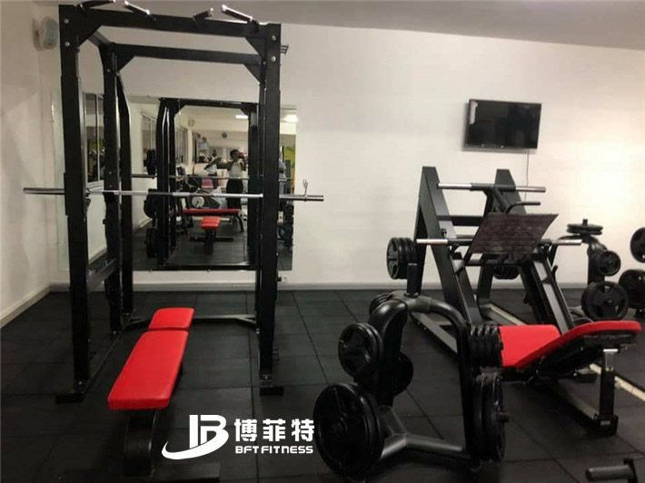 91大香蕉在线播放健身器材